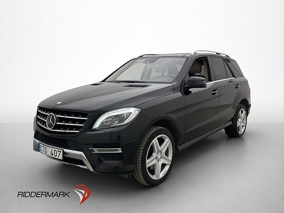 Mercedes-Benz ML350 3 of 5