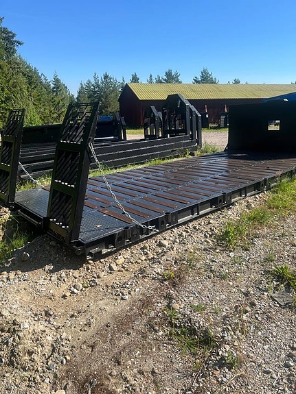 Maskinflak 24 ton lågbyggd 4 of 9