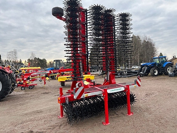 Pöttinger Rotocare V12400 demo!