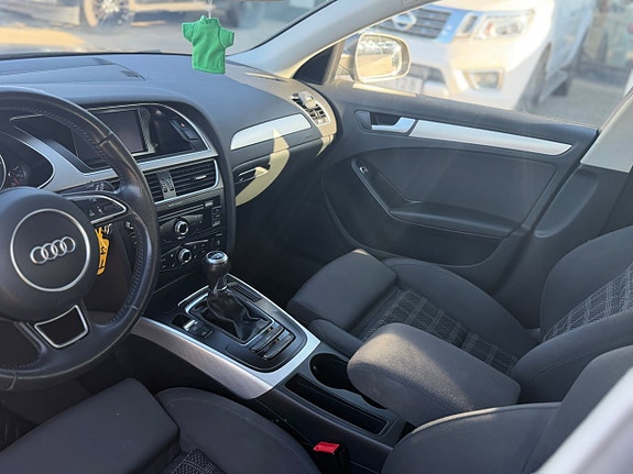 Audi A4 4 of 5