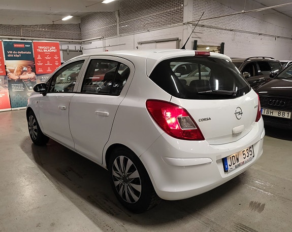 Opel Corsa 4 of 5