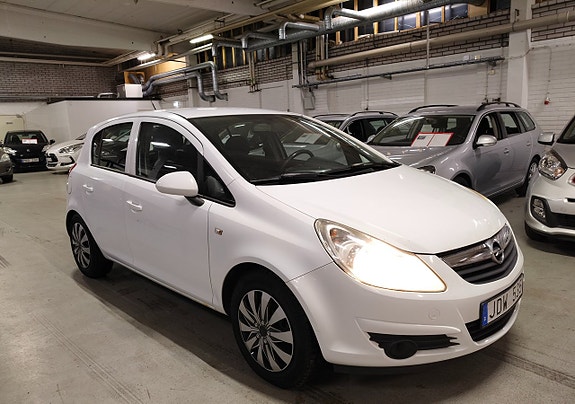 Opel Corsa 2 of 5
