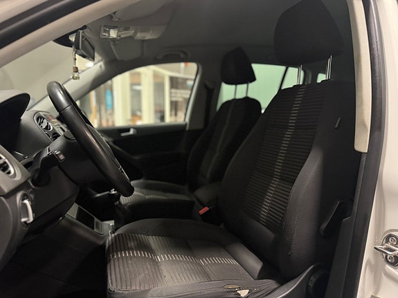 Volkswagen Tiguan 6 of 17