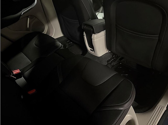 Volvo V40 18 of 22