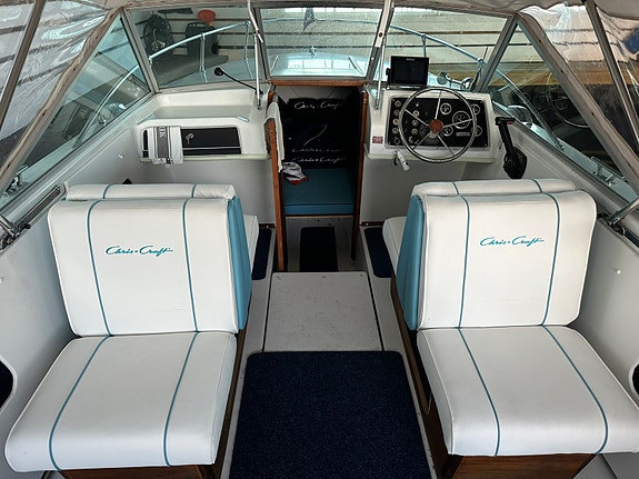 Chris Craft Lancer-23 4 of 5