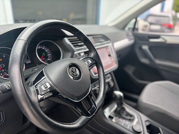 Volkswagen Tiguan 10 of 18