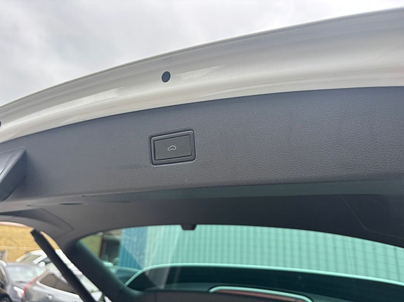 Volkswagen Tiguan 18 of 18