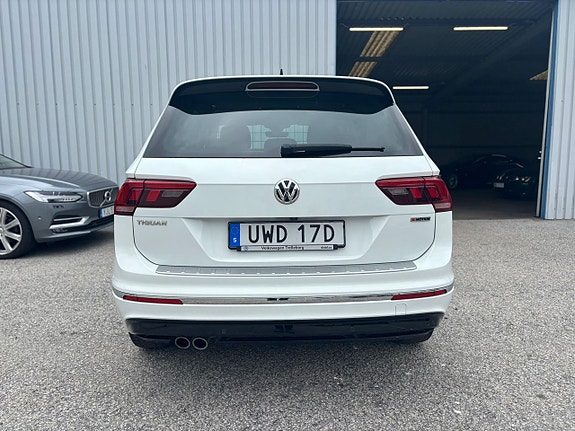 Volkswagen Tiguan 6 of 18