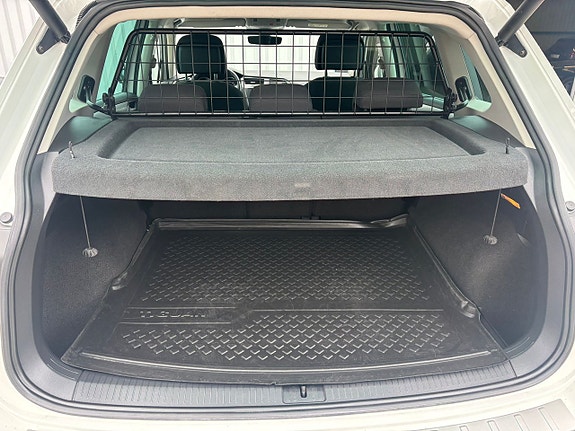 Volkswagen Tiguan 17 of 18