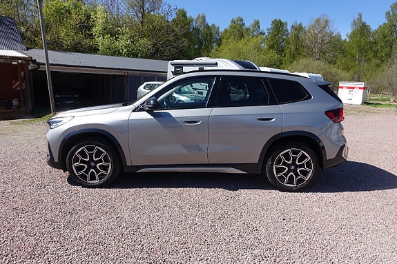 BMW X1 2 of 5