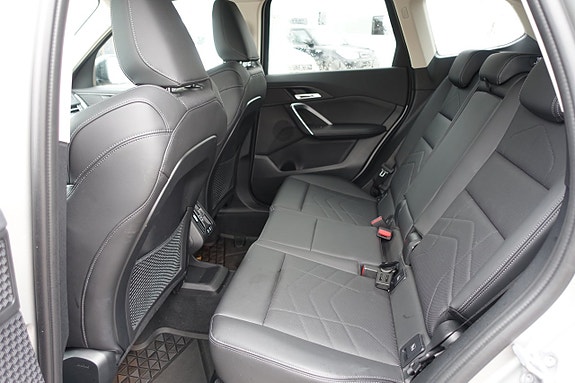 BMW X1 12 of 16