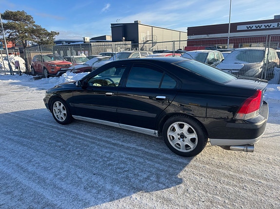 Volvo S60 5 of 5