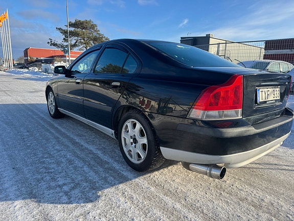 Volvo S60 9 of 27