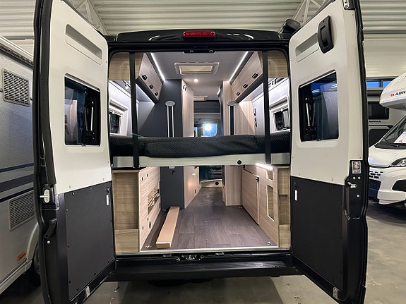 Sun Living V 65 GX /Dieselvärme / Höj & Sänkbarsäng / Automat / B-körkort/ 4 of 23