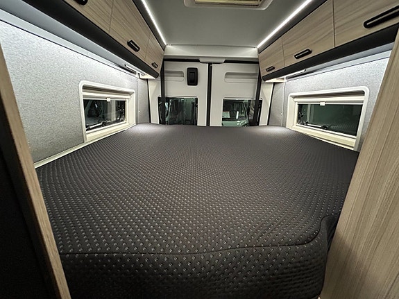 Sun Living V 65 GX /Dieselvärme / Höj & Sänkbarsäng / Automat / B-körkort/ 10 of 23