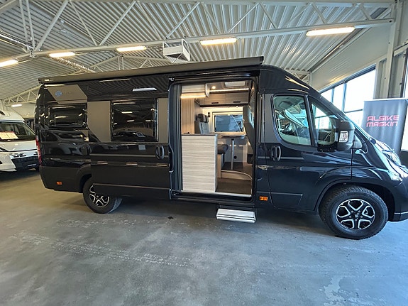 Sun Living V 65 GX /Dieselvärme / Höj & Sänkbarsäng / Automat / B-körkort/ 2 of 23