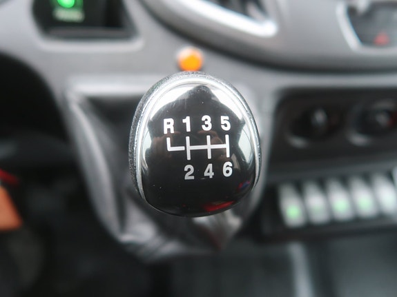 Ford Transit 24 of 27