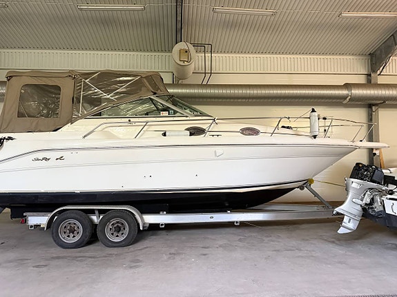 Sea Ray 270 Sundancer 502 MAG MPI -19 90 timmar bogpropeller