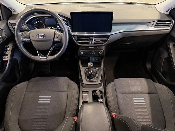 Ford Focus 10 of 21