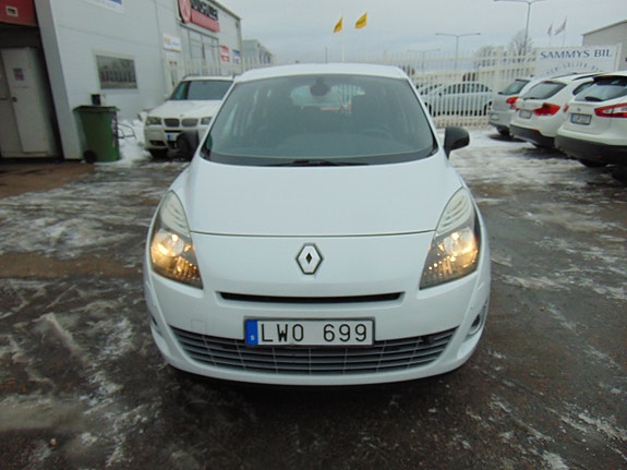Renault Grand Scenic III 3 of 5