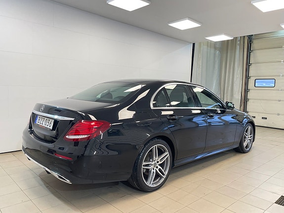 Mercedes-Benz E220 d 4 of 5