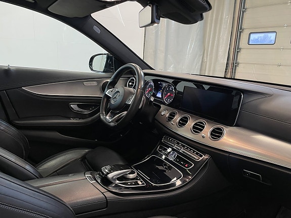 Mercedes-Benz E220 d 23 of 26