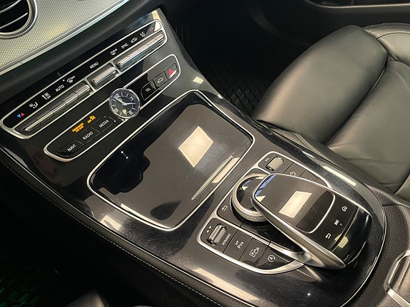 Mercedes-Benz E220 d 15 of 26