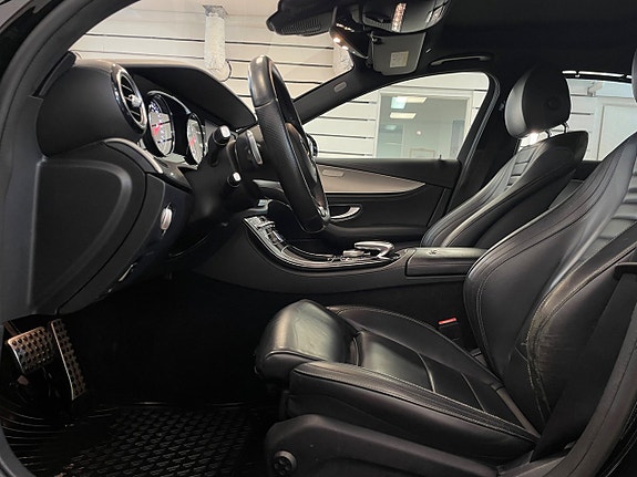 Mercedes-Benz E220 d 5 of 5