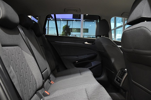 Volkswagen Golf I 21 of 24
