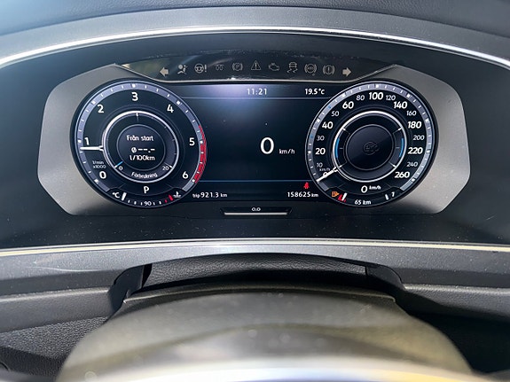 Volkswagen Tiguan 13 of 21