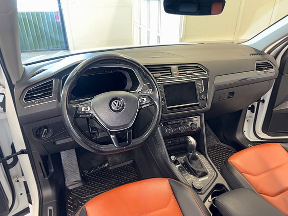 Volkswagen Tiguan 16 of 21