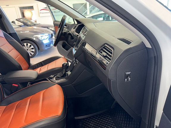 Volkswagen Tiguan 14 of 21