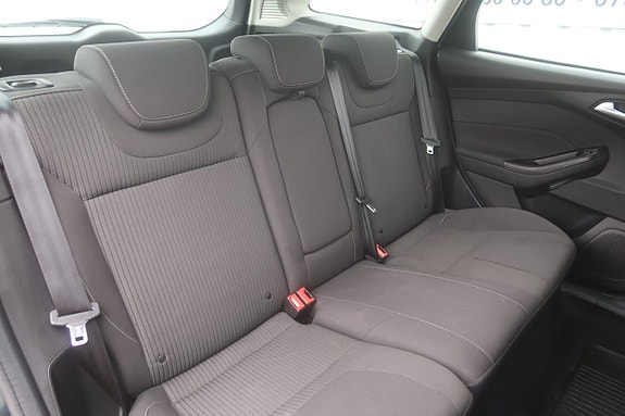 Ford Focus 9 of 23