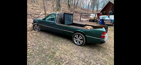 Mercedes-Benz 250 D 11 of 12