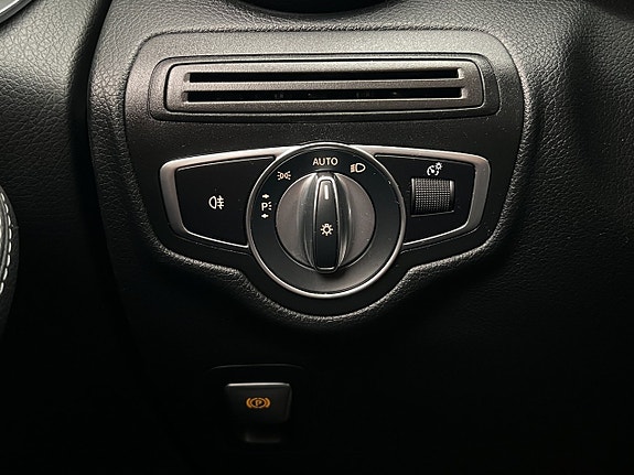 Mercedes-Benz GLC220 d 21 of 28