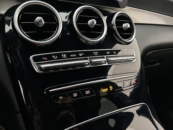 Mercedes-Benz GLC220 d 19 of 28