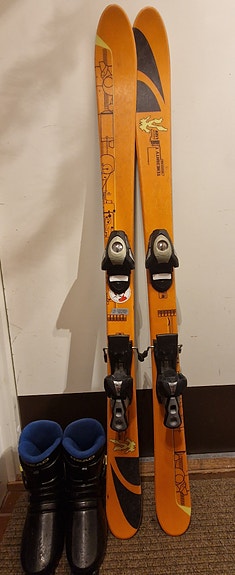 Product image 1 of 2