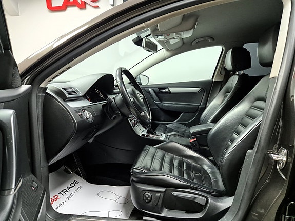 Volkswagen Passat Alltrack 10 of 26