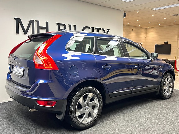 Volvo XC60 4 of 11