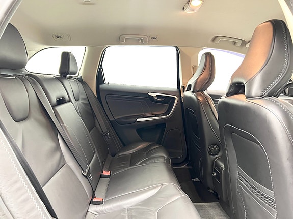 Volvo XC60 9 of 11