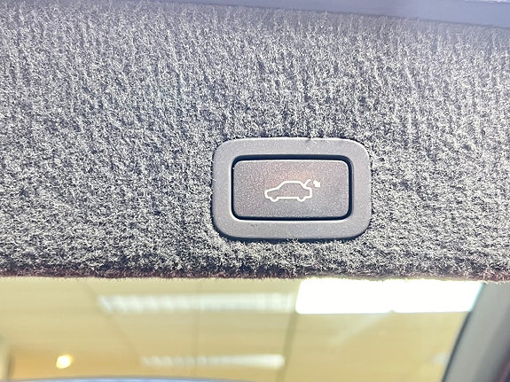 Volvo XC60 11 of 11