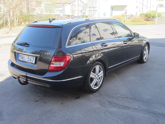 Mercedes-Benz C200 5 of 11
