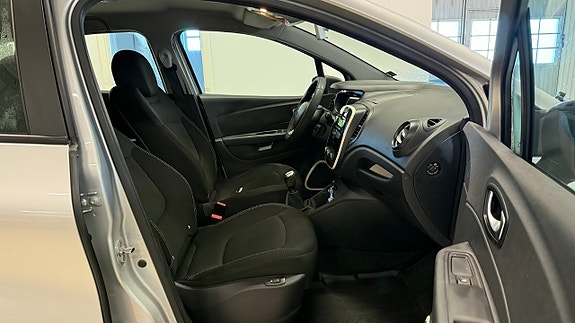 Renault Captur 19 of 21