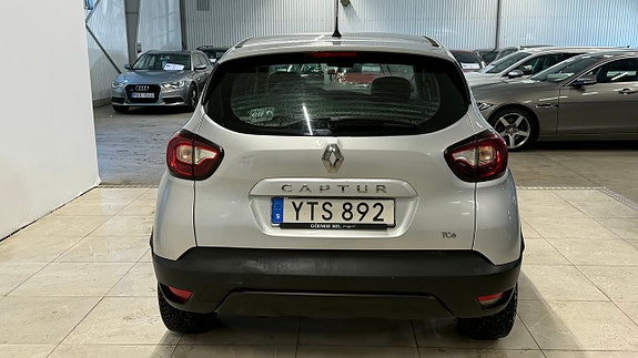 Renault Captur 9 of 21