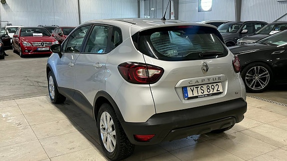 Renault Captur 8 of 21