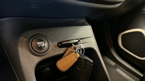 Renault Captur 16 of 21