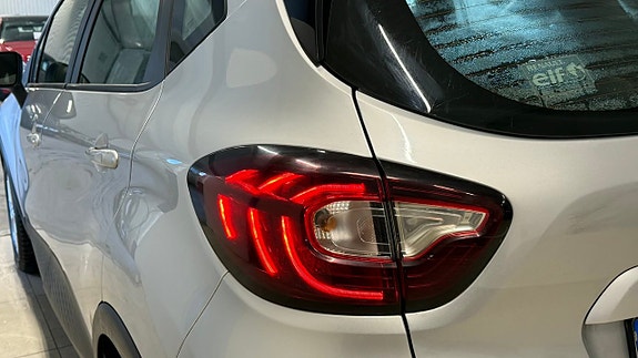 Renault Captur 11 of 21