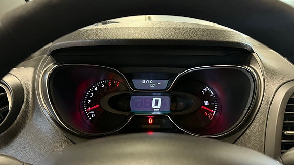 Renault Captur 17 of 21