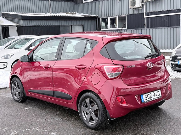 Hyundai i10 8 of 8