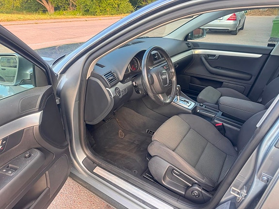 Audi A4 10 of 18